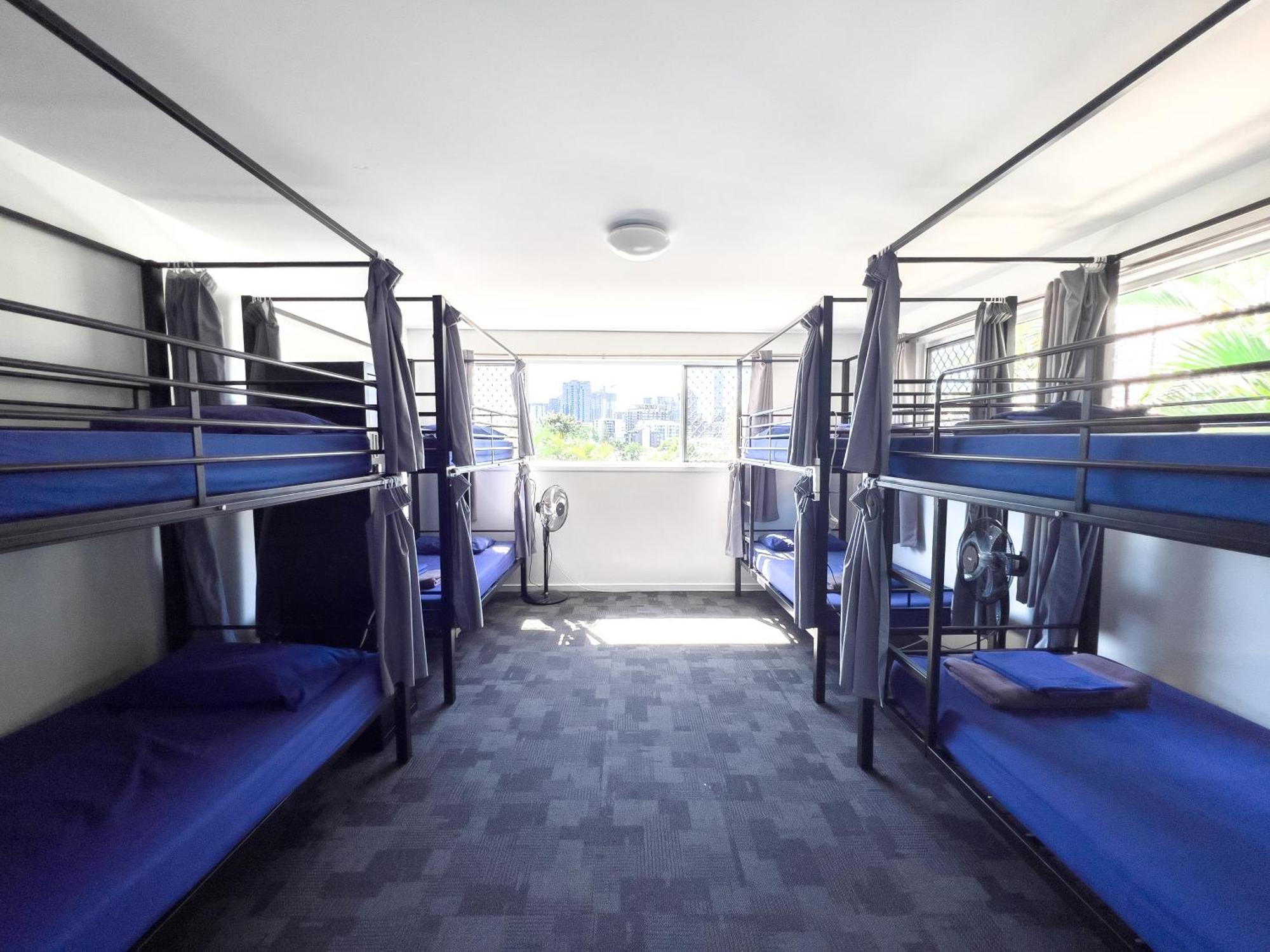 Somewhere To Stay Backpackers Брисбен Экстерьер фото