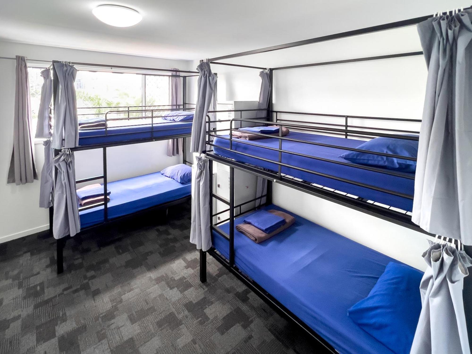 Somewhere To Stay Backpackers Брисбен Номер фото
